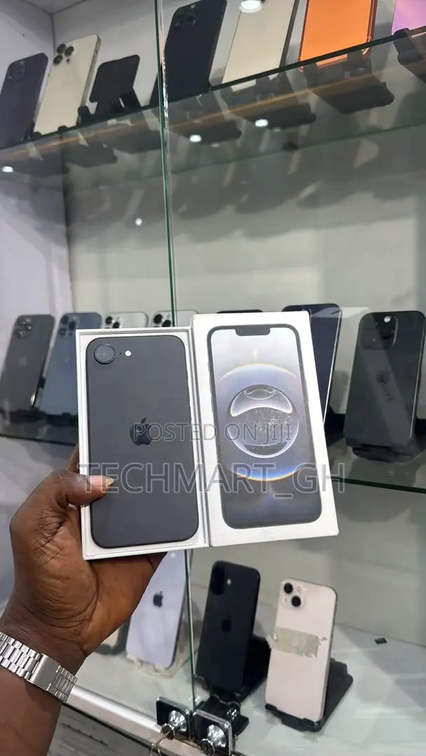 Apple iPhone 16e 128 GB Black