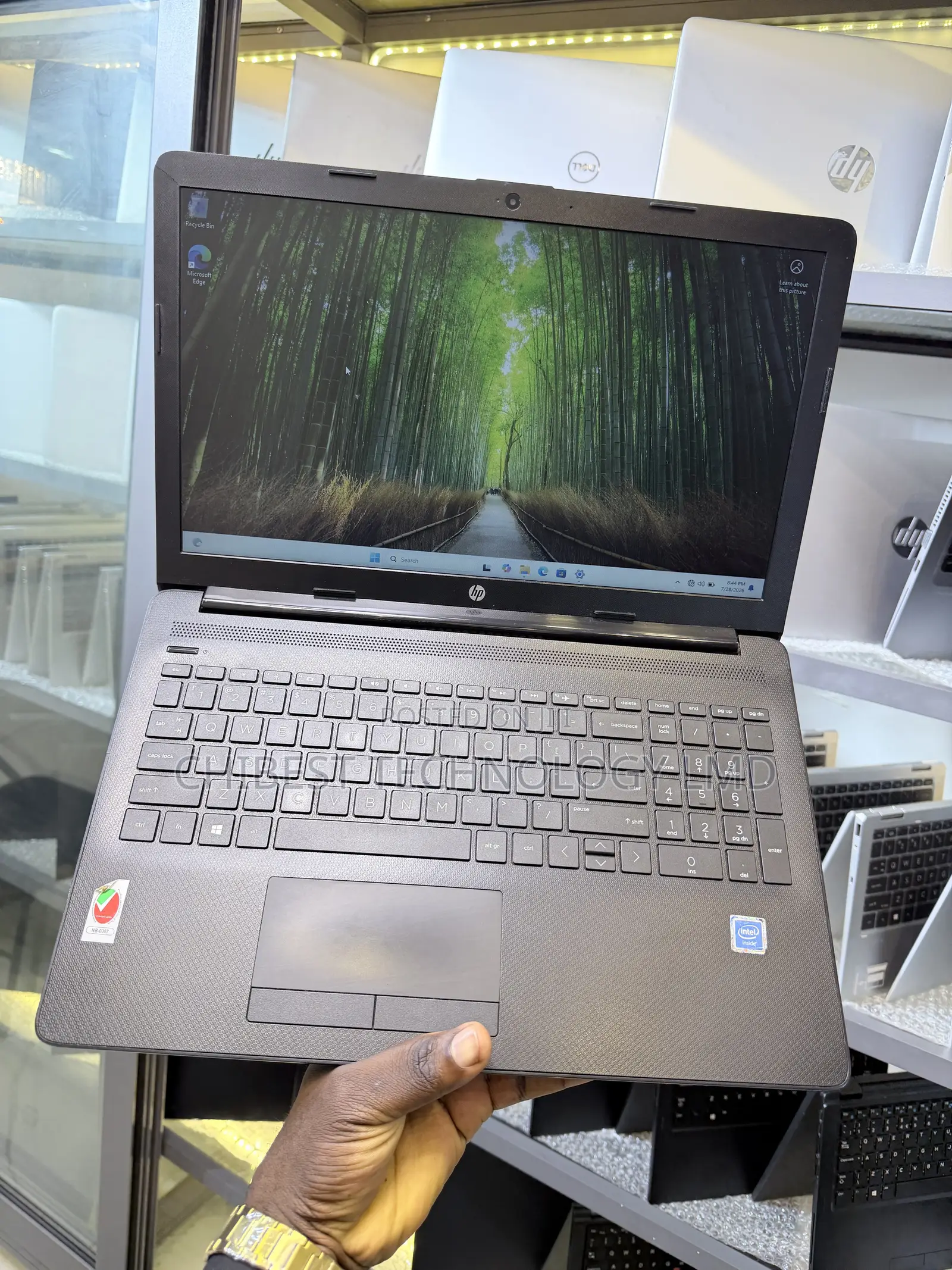 Laptop HP 15-da2933nia 8GB Intel Celeron HDD 500GB