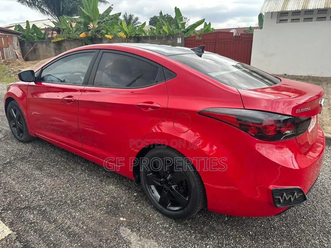 Hyundai Elantra 2013 Red