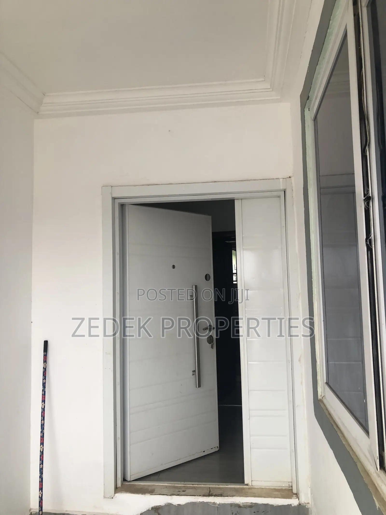3bdrm House in Kwabenya Acp Road, Ashomang Estate for rent