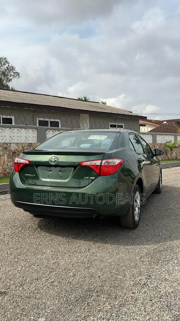 Toyota Corolla LE Eco 4dr Sedan (1.8L 4cyl CVT) 2016 Green