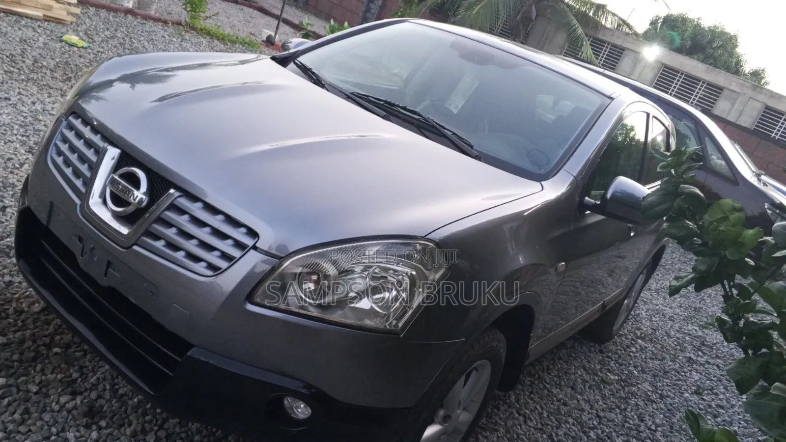 Nissan Qashqai 2010 Gray