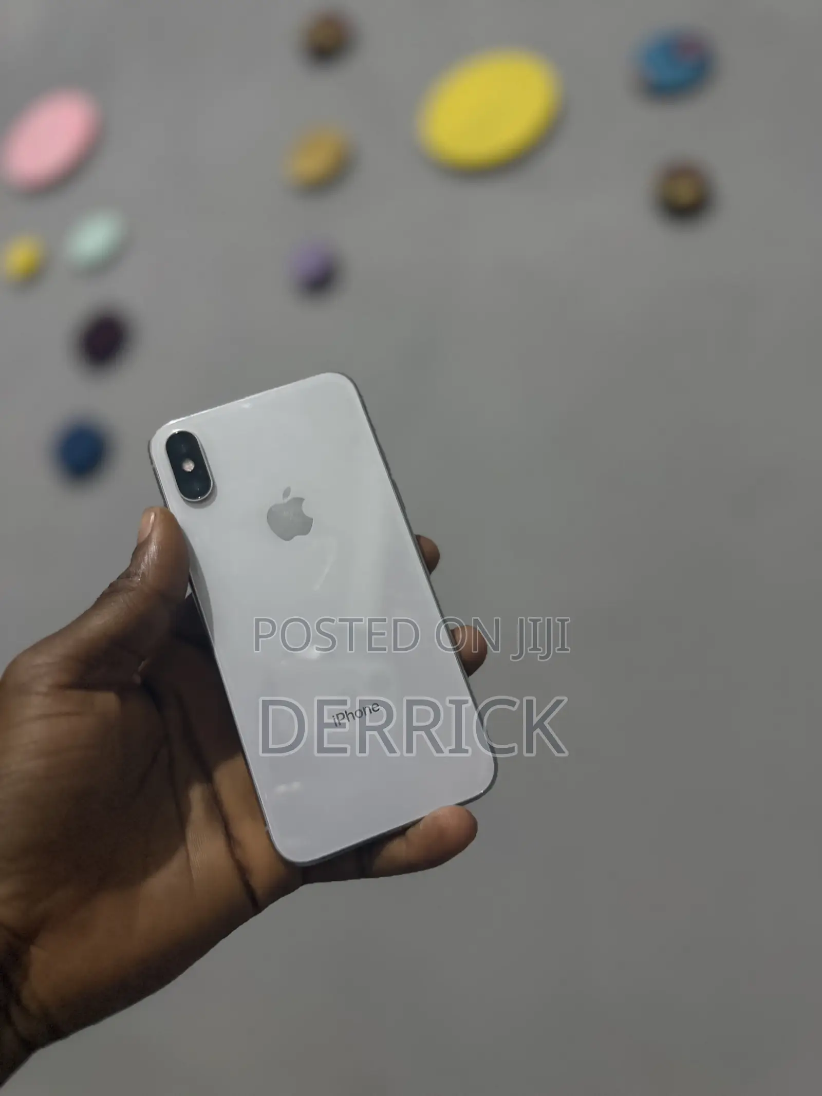 Apple iPhone X 64 GB White