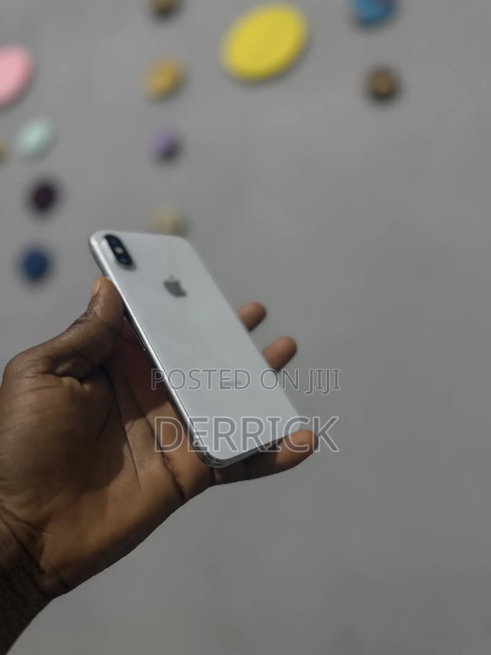 Apple iPhone X 64 GB White