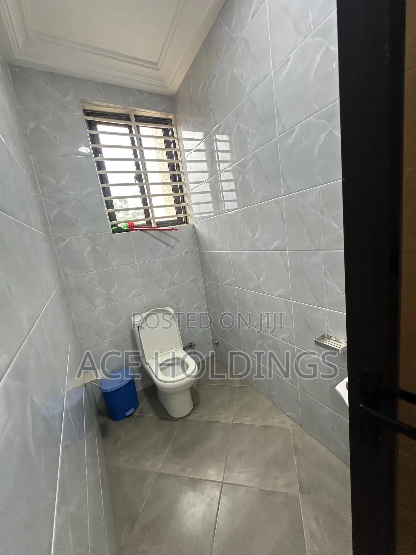 2bdrm Apartment in Lakeside for rent