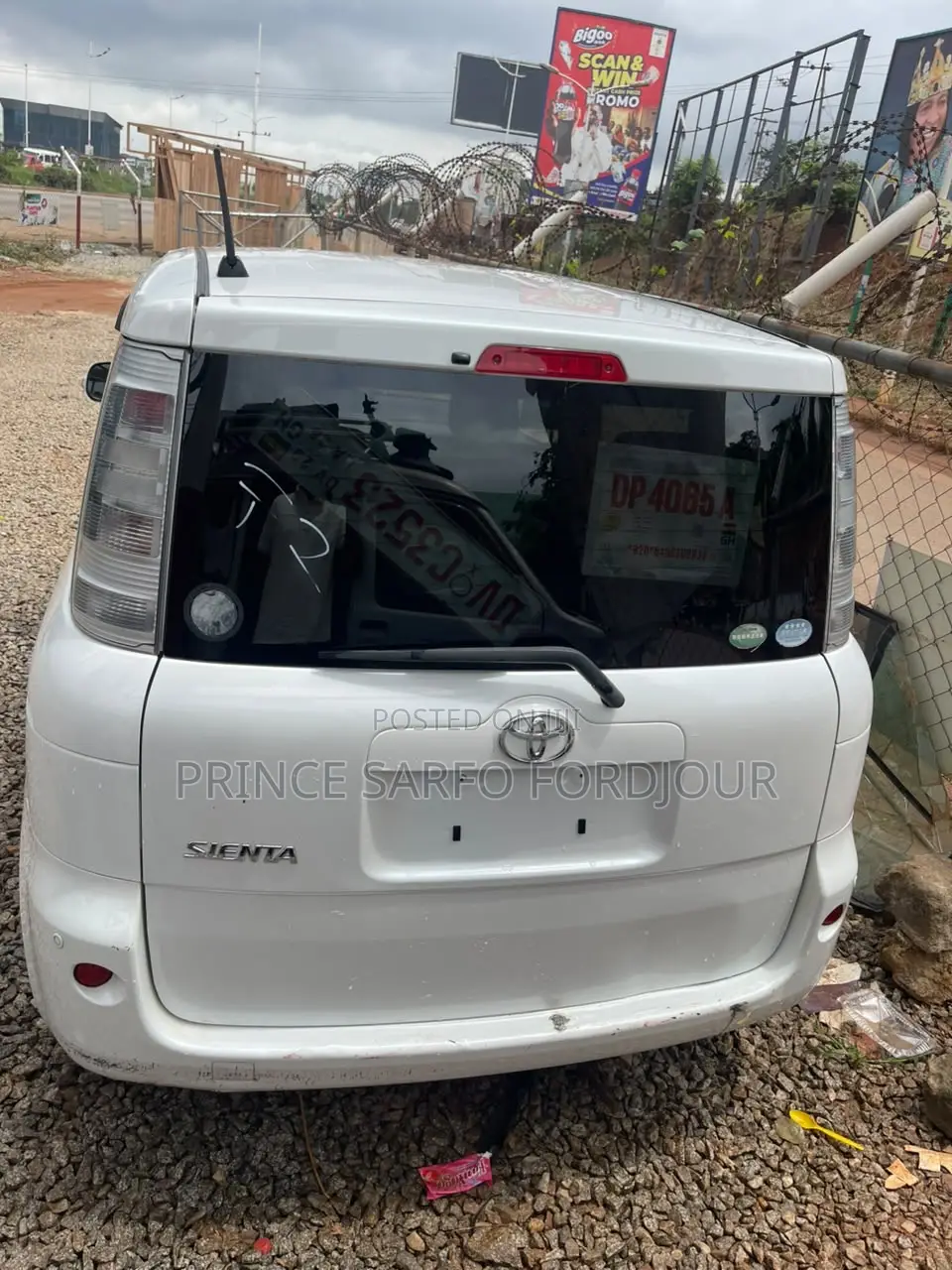 Toyota Sienta 2015 White