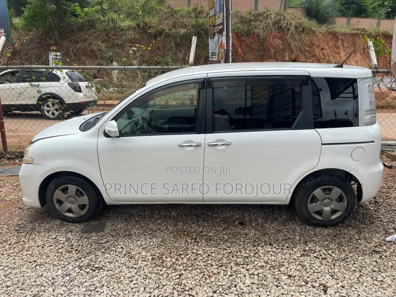 Toyota Sienta 2015 White