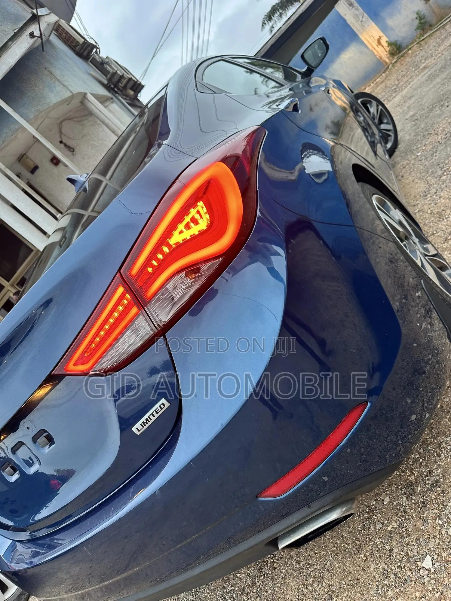 Hyundai Elantra Limited 4dr Sedan (1.8L 4cyl 6A) 2015 Blue