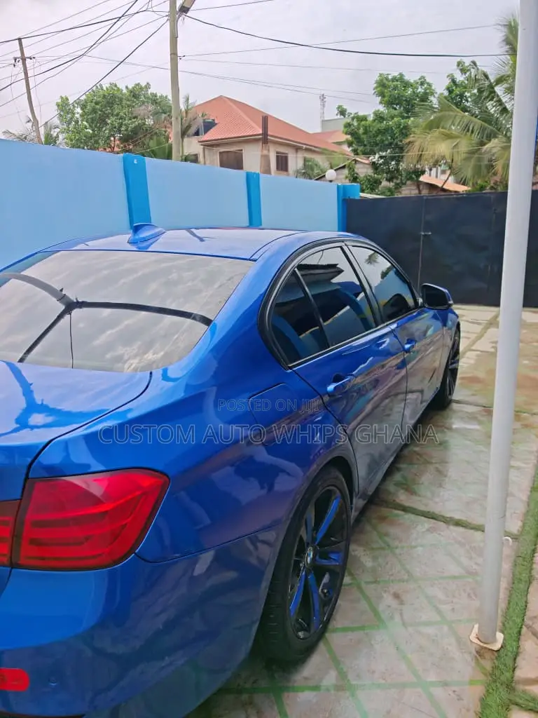 BMW 328i 2015 Blue