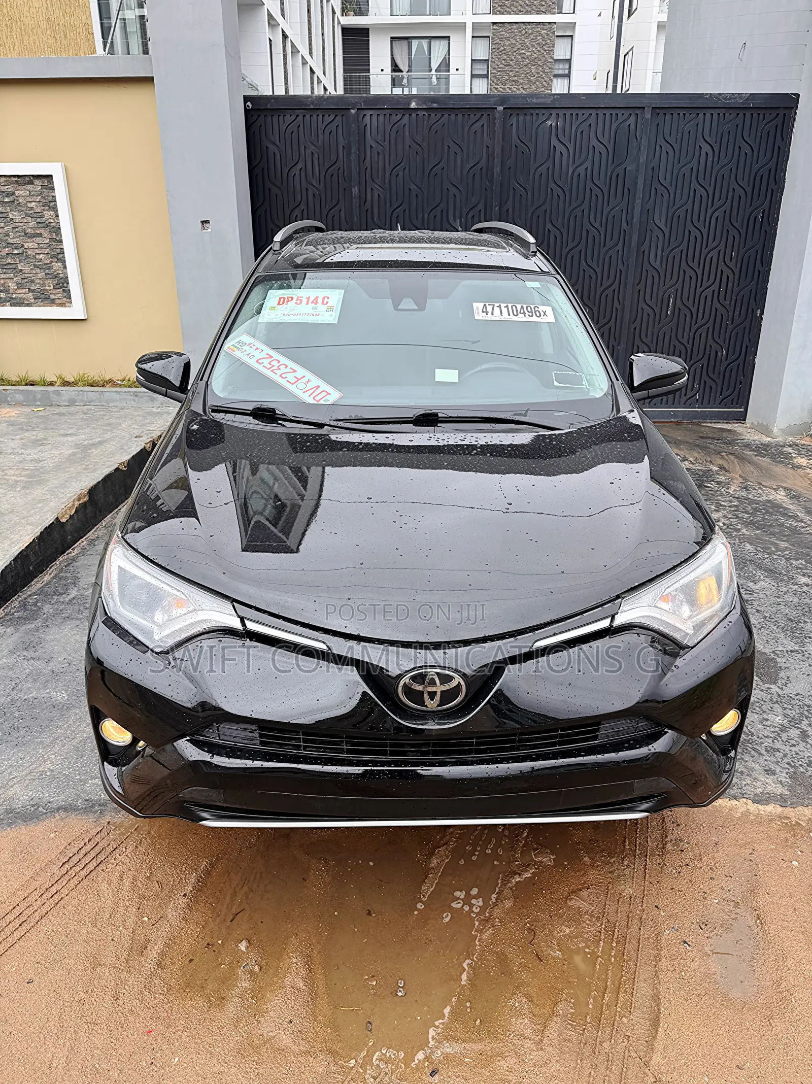 Toyota RAV4 XLE 4dr SUV AWD (2.5L 4cyl 6A) 2018 Black