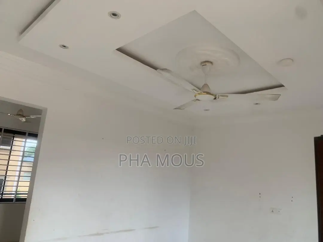 2bdrm Apartment in Achimota for rent