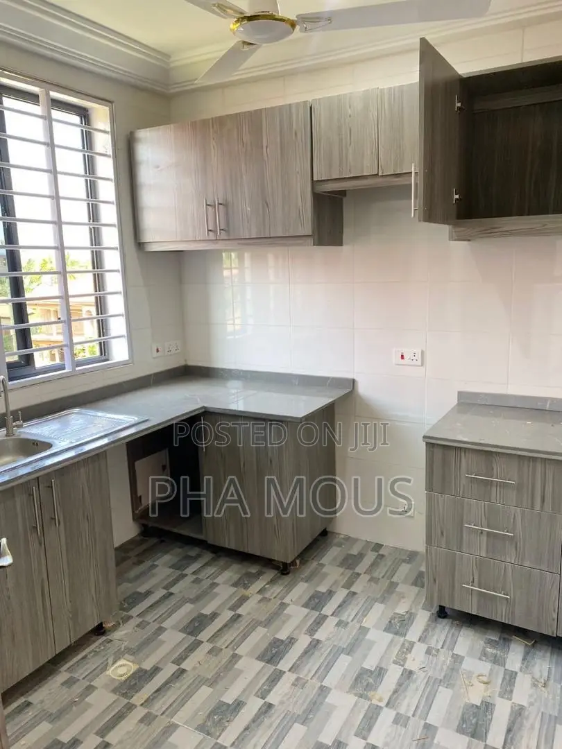 2bdrm Apartment in Achimota for rent