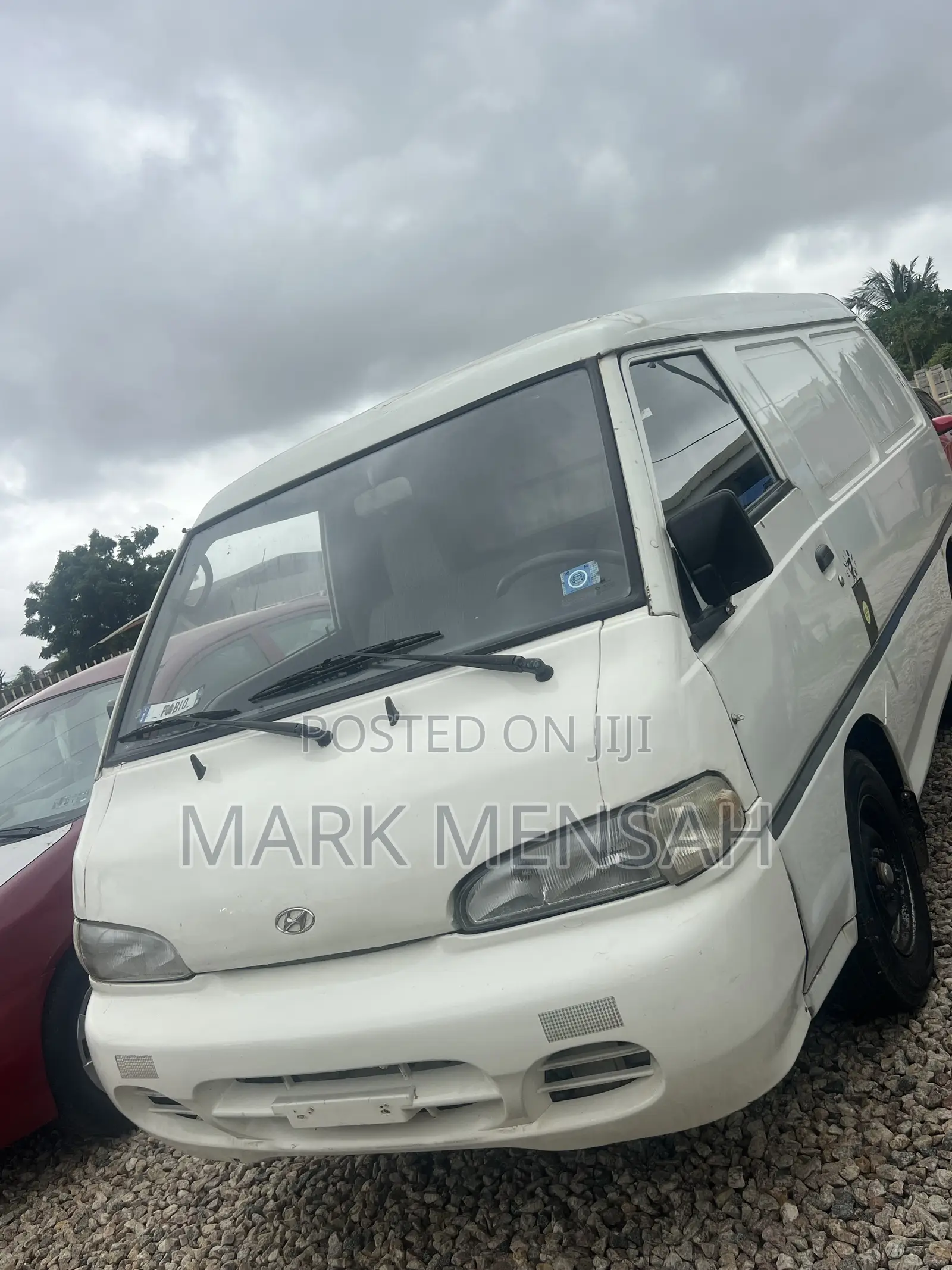 Hyundai H-100 2002 White