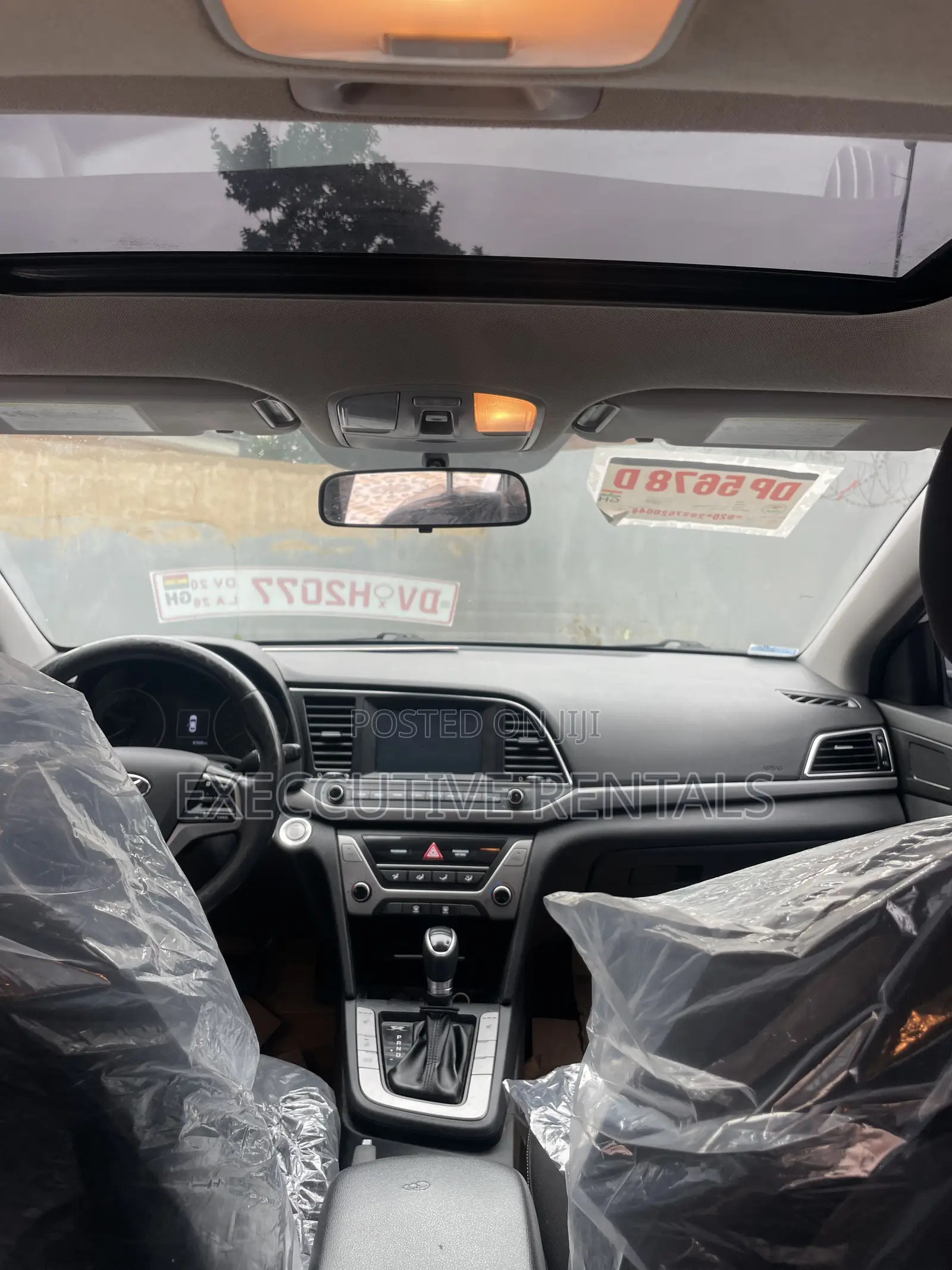 Hyundai Elantra 2018 White