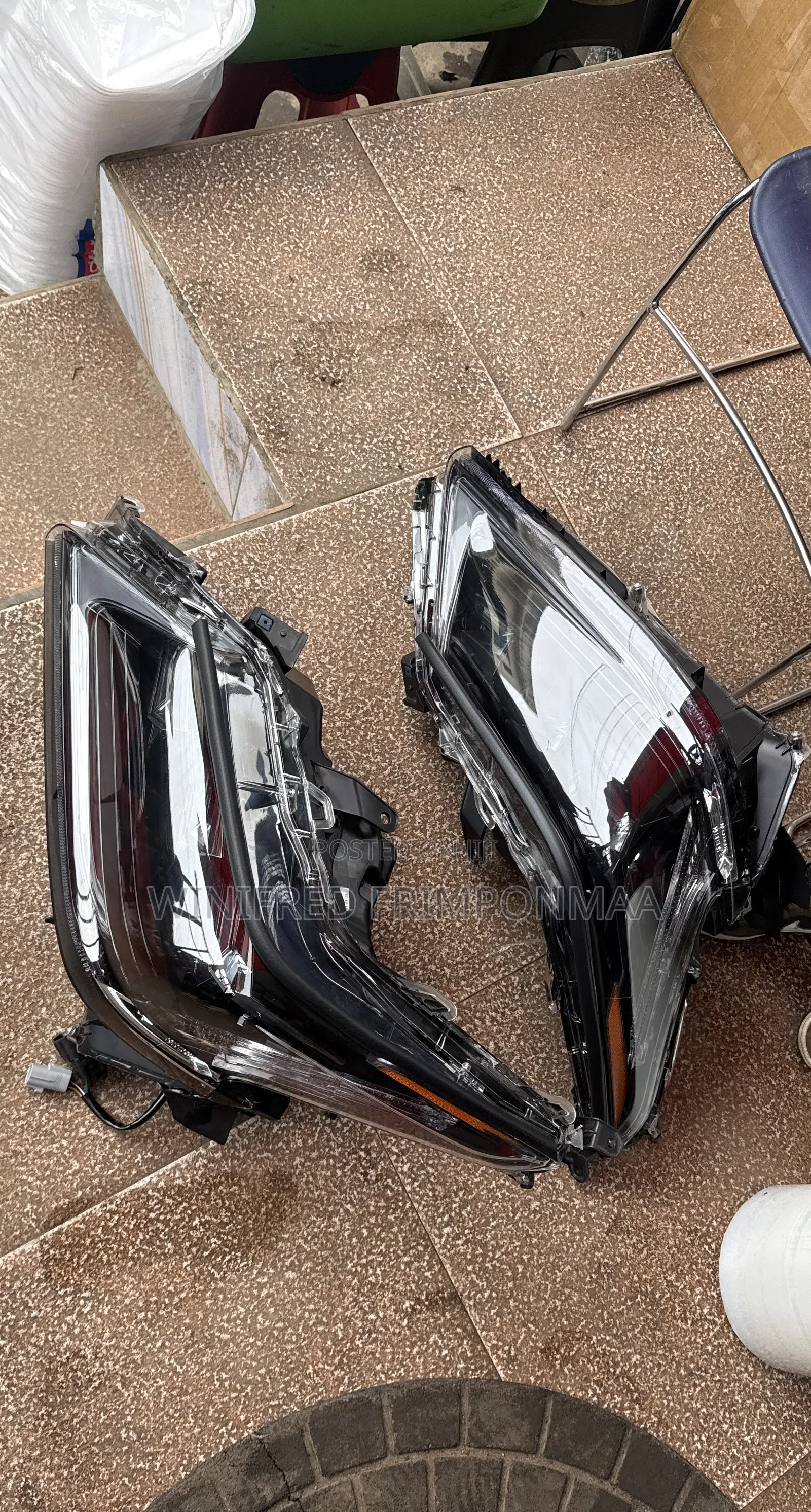 Lexus Lx570 2008,2009,20,2011,2012,2013,2018,2017,2019,2020 Headlight