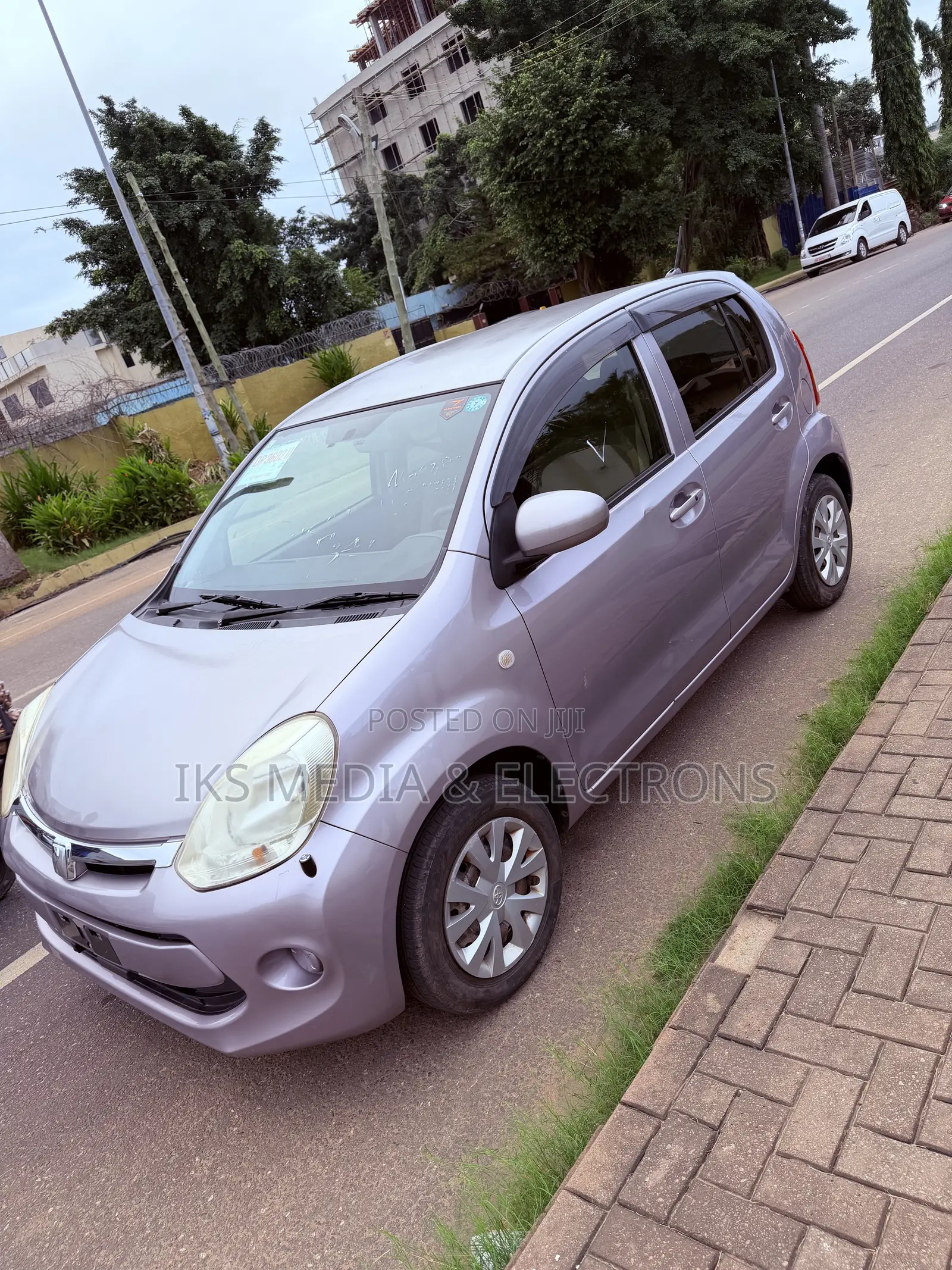 Toyota Passo 2015 Purple