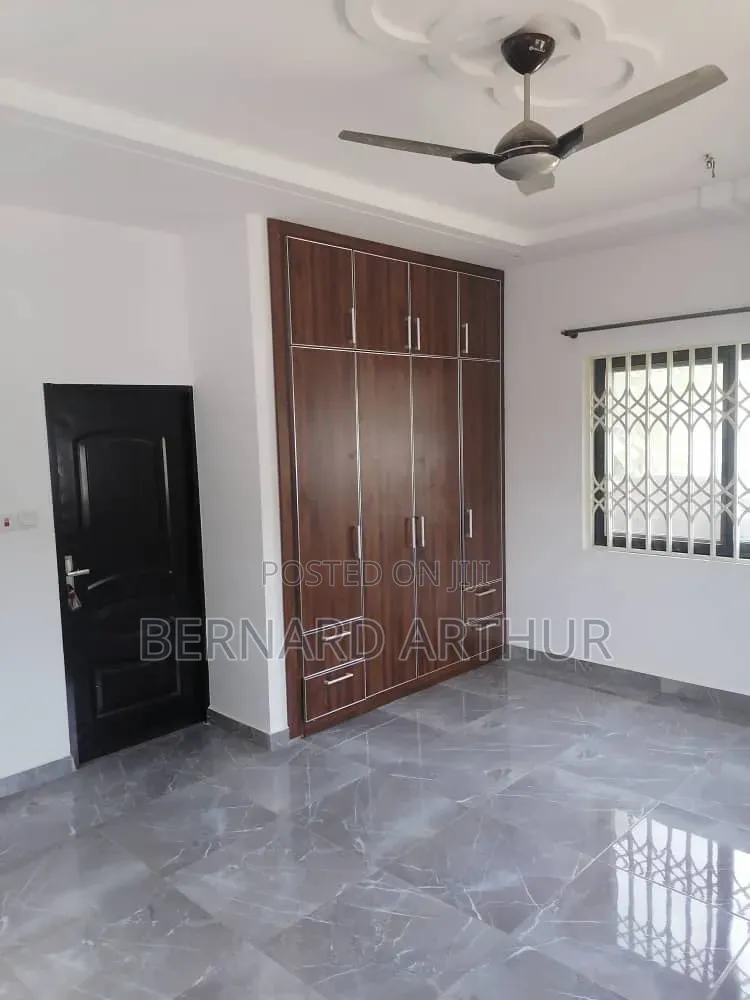 2bdrm Duplex in Bernard Agency, Amasaman for rent