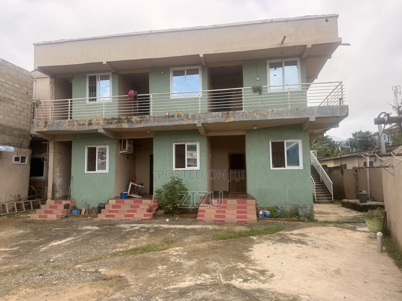 10bdrm Apartment in Palas Town for sale