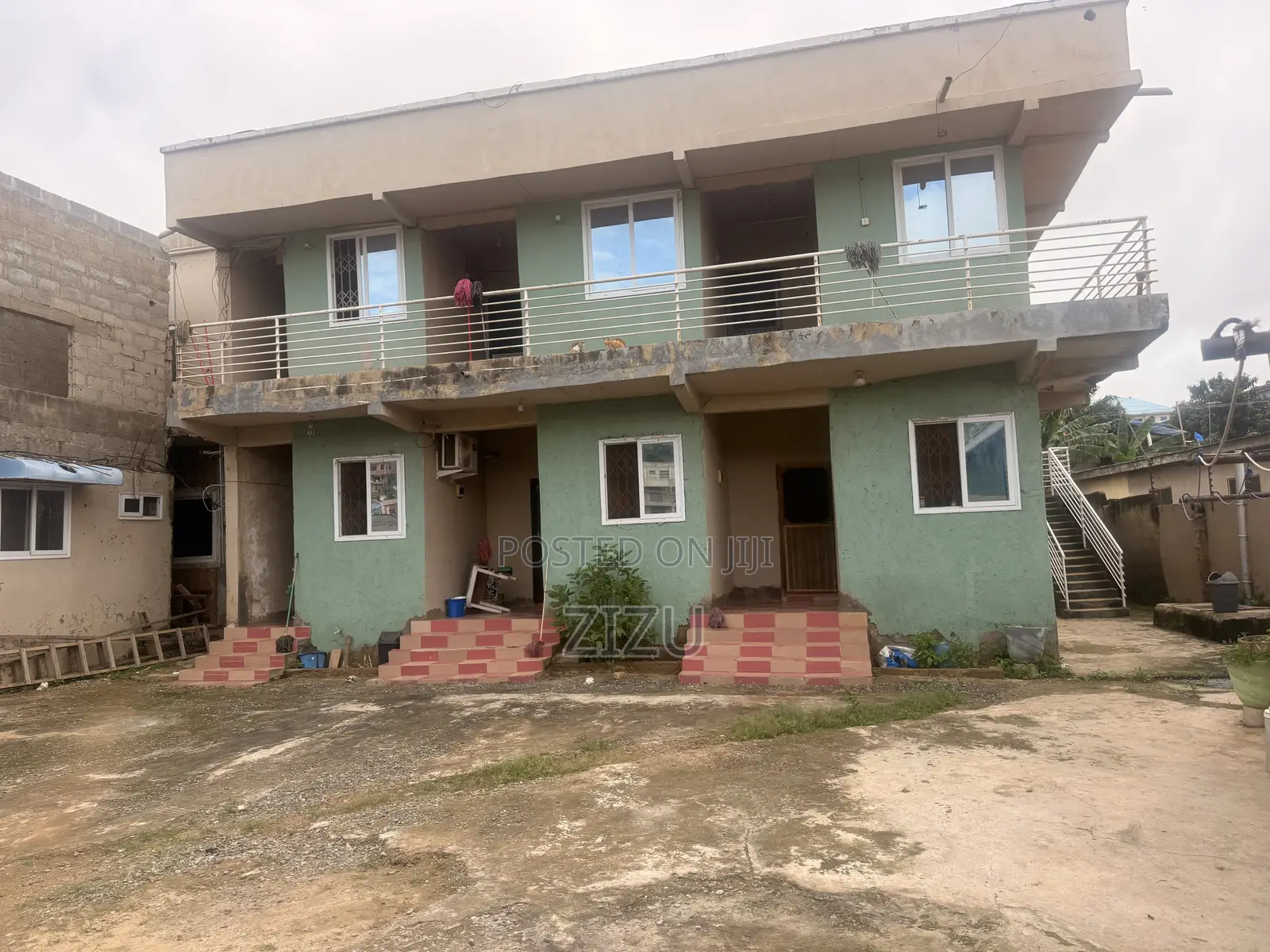 10bdrm Apartment in Palas Town for sale