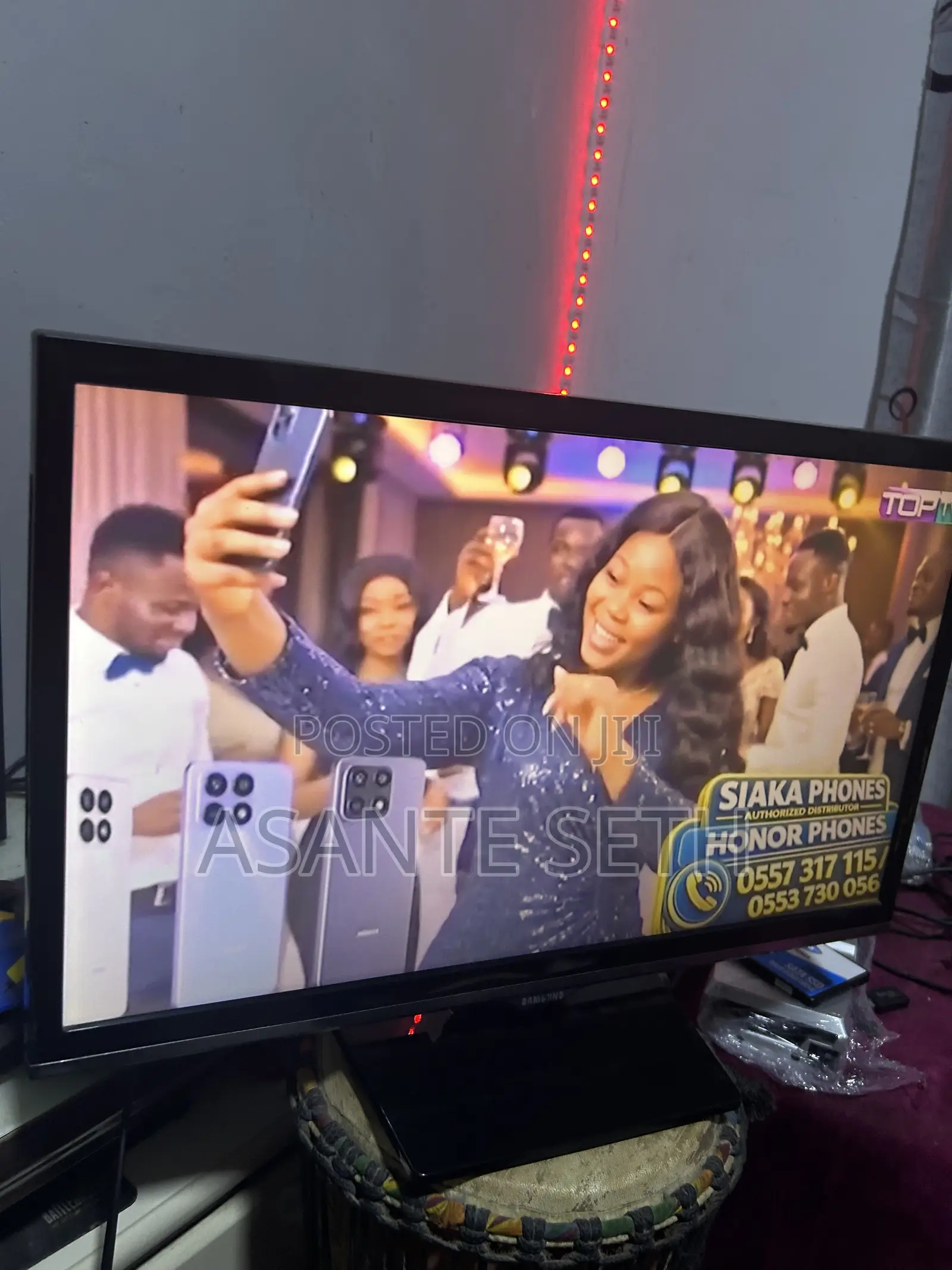 Original Samsung 22inch TV Full Digital Channels Over 300 Free Air
