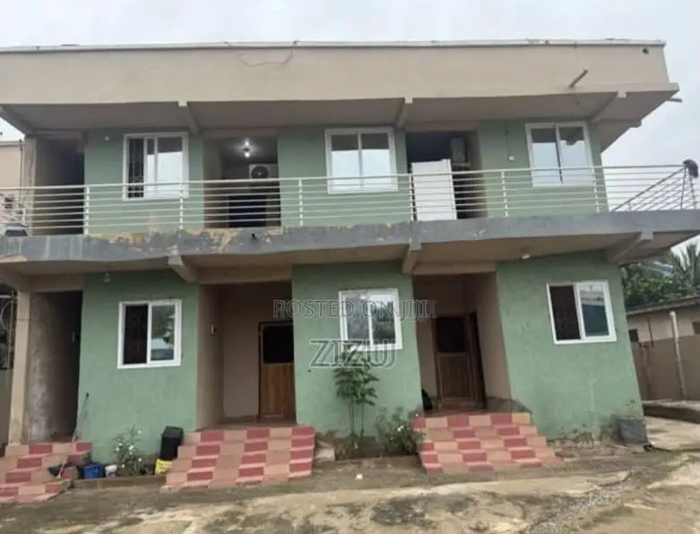 10bdrm Apartment in Palas Town for sale