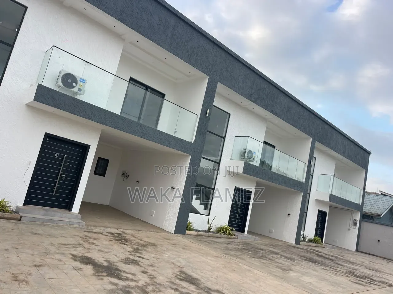 3bdrm Apartment in Festus Estate, Pokuase for rent