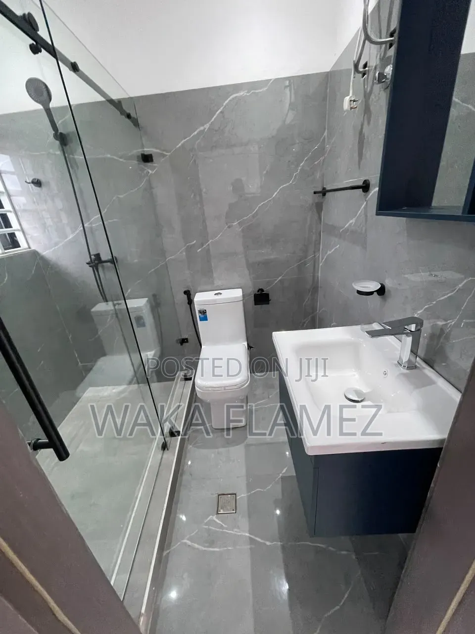 3bdrm Apartment in Festus Estate, Pokuase for rent
