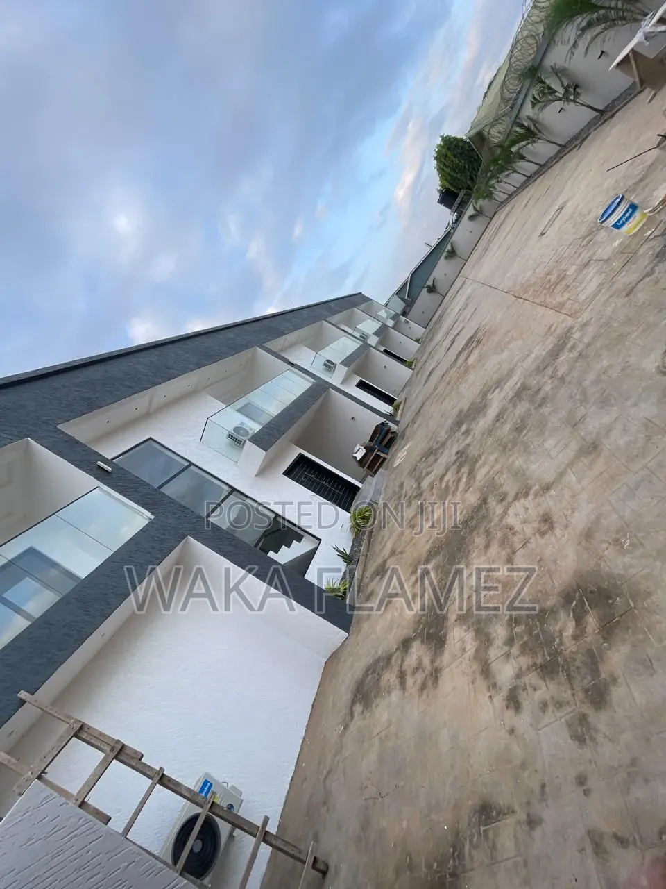 3bdrm Apartment in Festus Estate, Pokuase for rent
