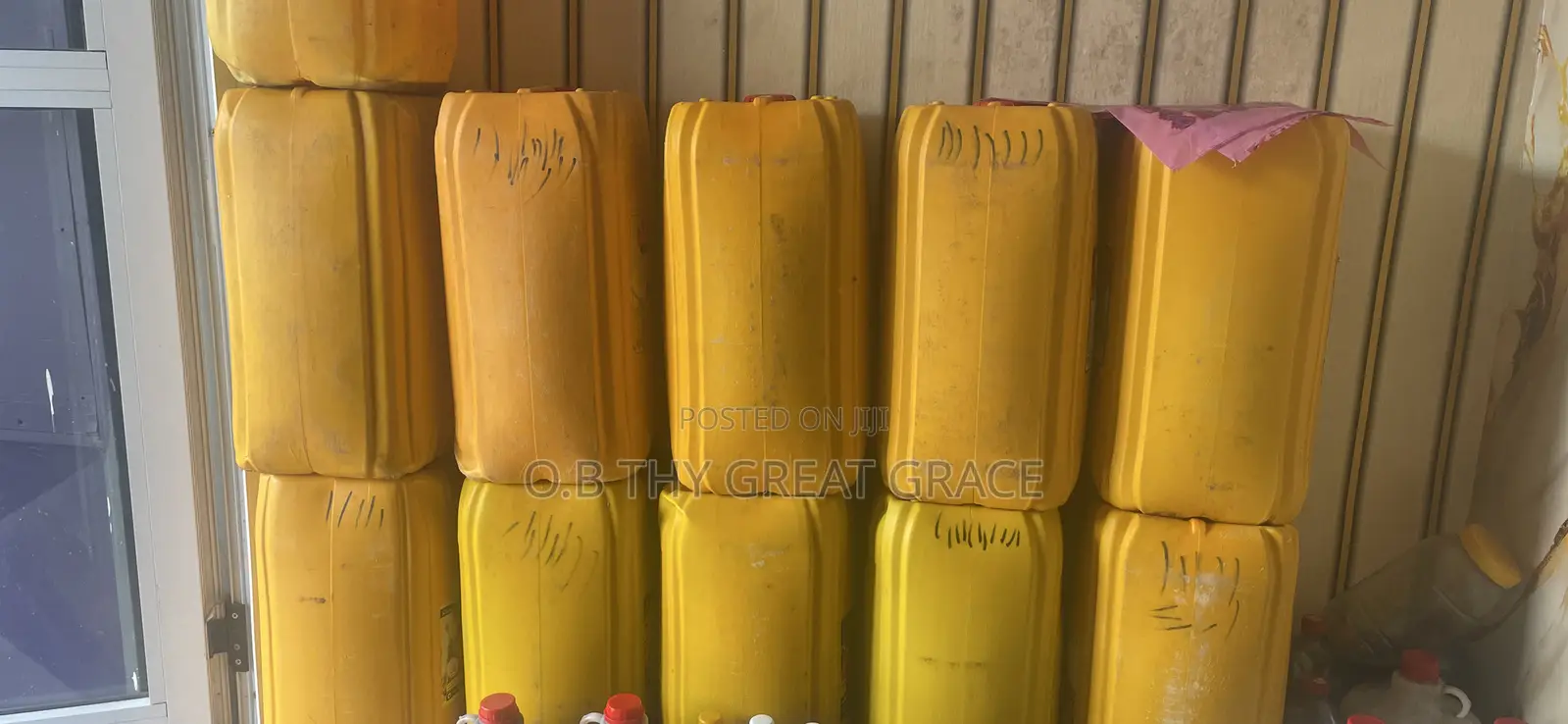 25 Litres of Raw and Natural Honey