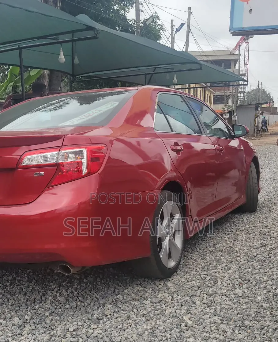 Toyota Camry 2014 Red