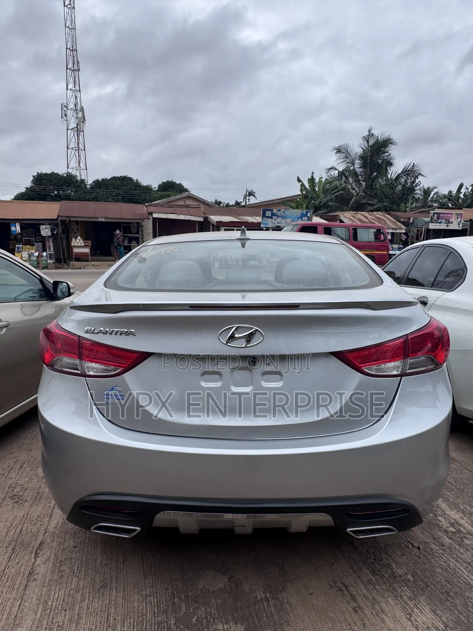 Hyundai Elantra Limited Sedan FWD (1.8L 4cyl 6A) 2013 Gray