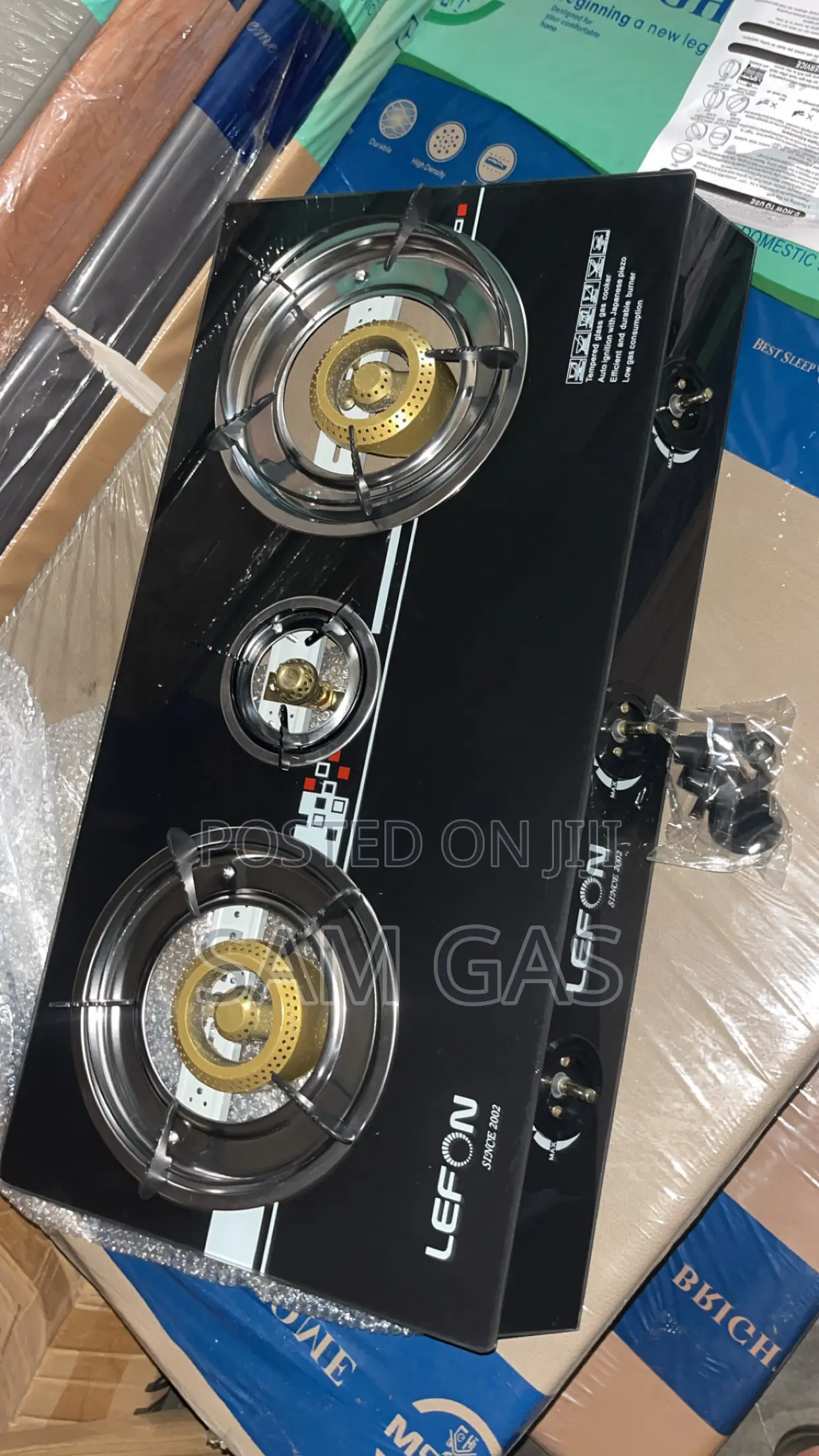 Glass 3 Burner Automatic Stove
