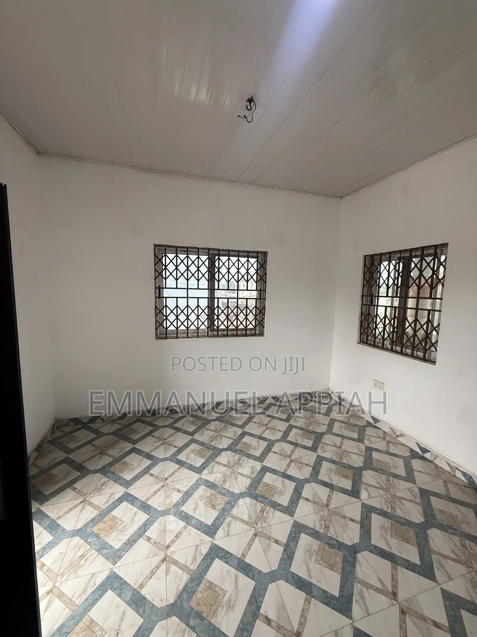 1bdrm Room & Parlour in Awoshei Onyinase, Awoshie for rent