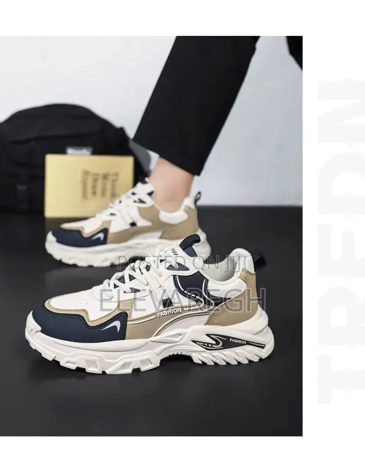 Chunky Sneakers in Size 42