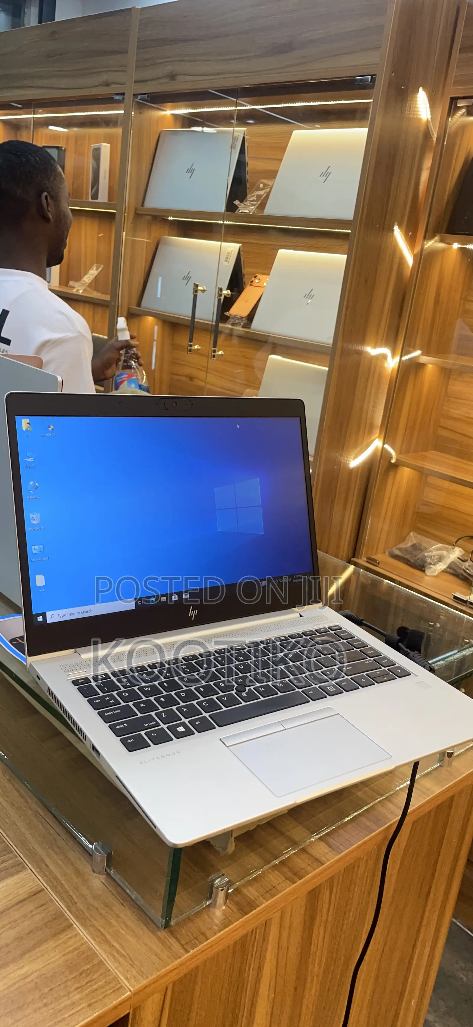 New Laptop HP EliteBook 745 G6 8GB Intel Core i5 SSD 256GB