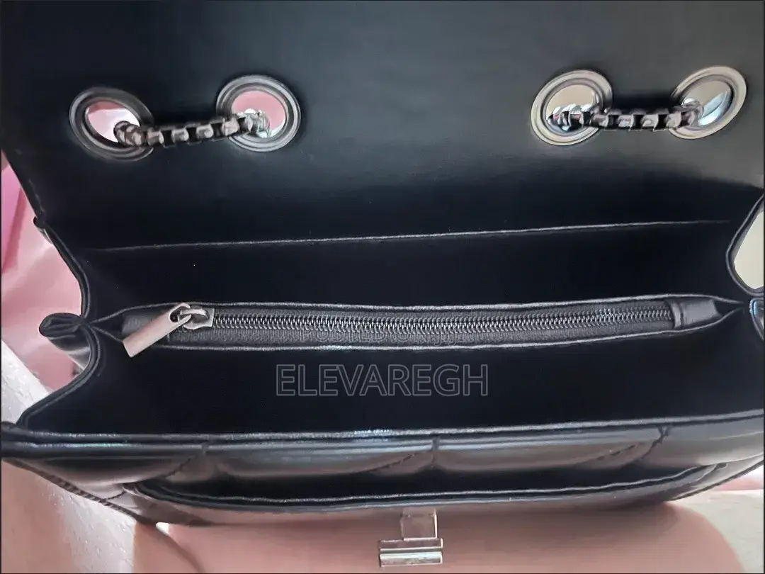 Quilted Chain Strap Bag