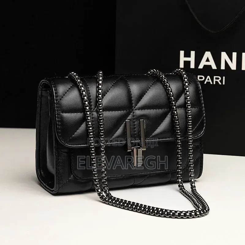 Quilted Chain Strap Bag