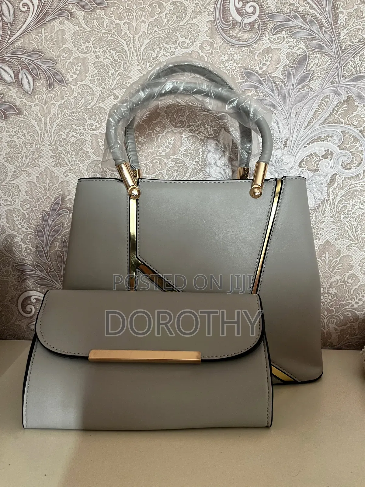 Women's High-Quality Handbags 2 in 1(ash and Brown Colours)