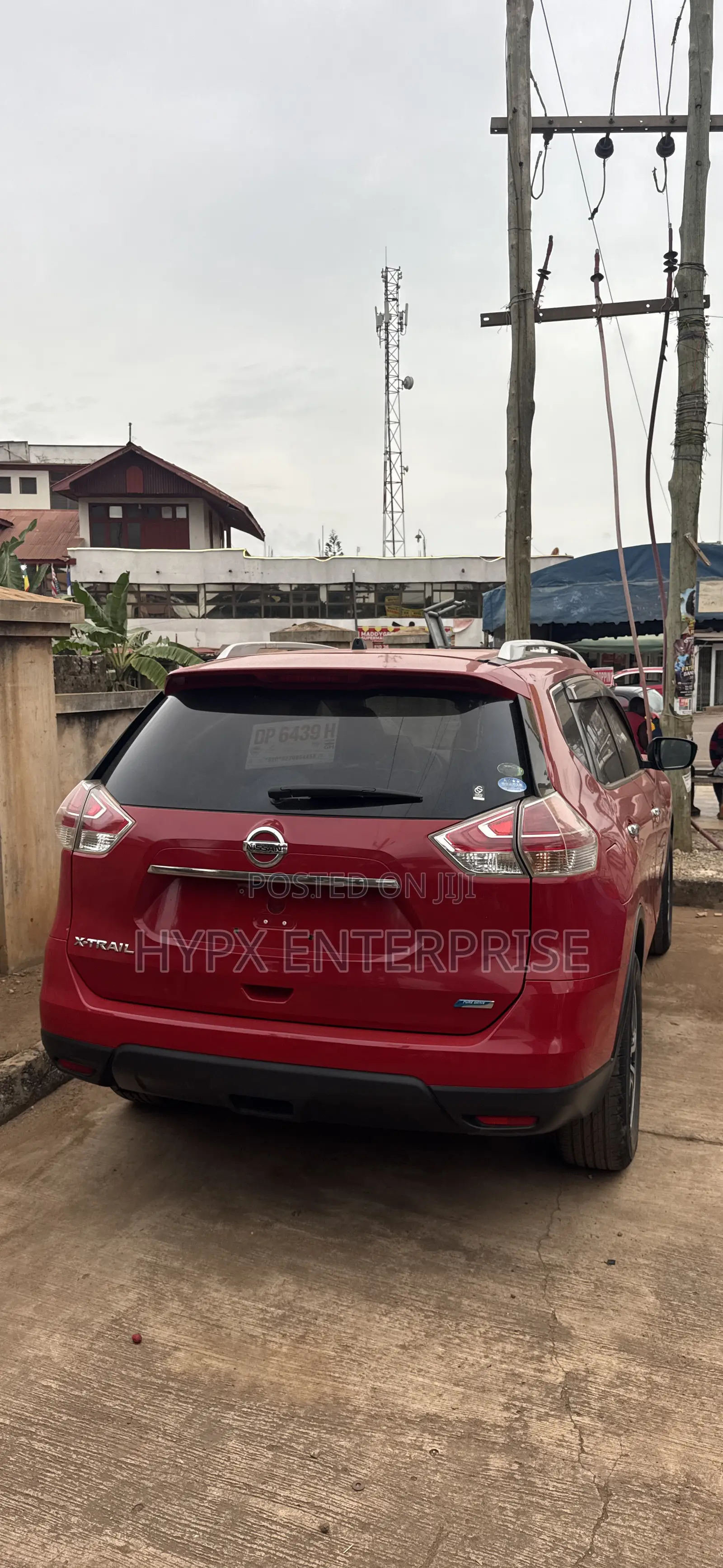 Nissan X-Trail 2.0 Petrol AWD 2014 Red