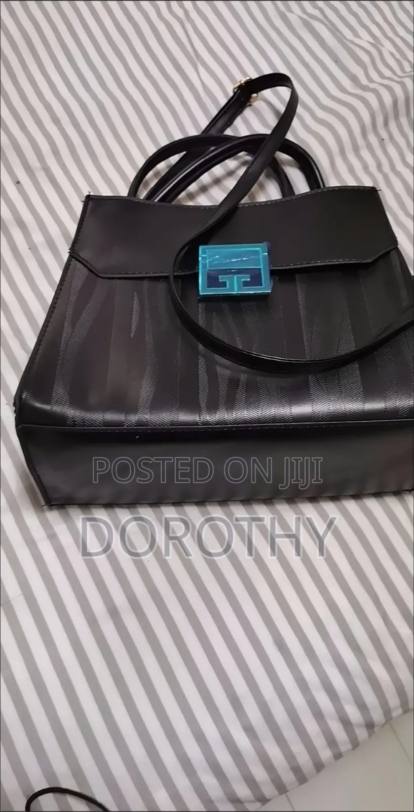 Ladies Handbag in Red and Black
