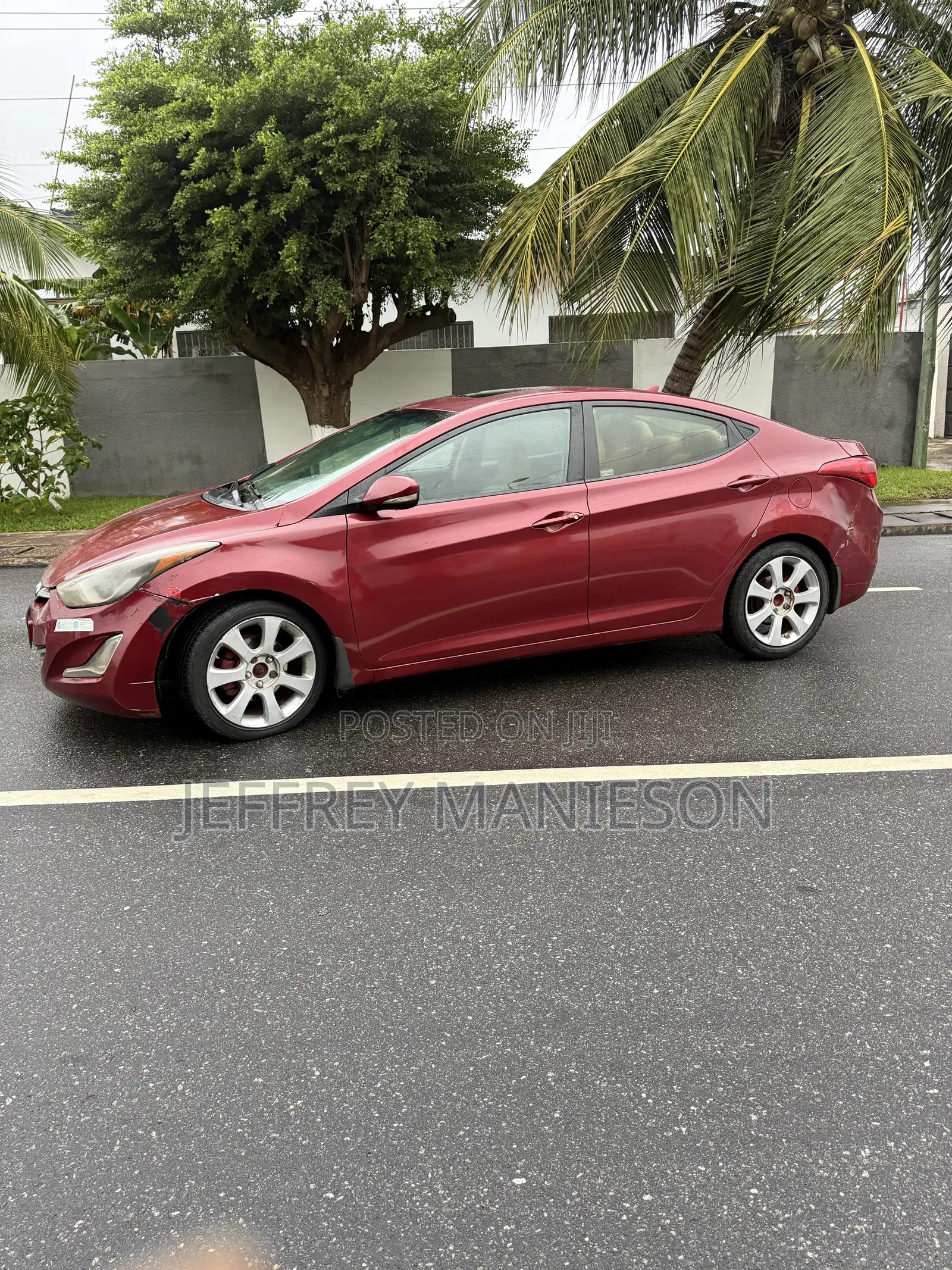 Hyundai Elantra Limited Sedan FWD (1.8L 4cyl 6A) 2013 Red