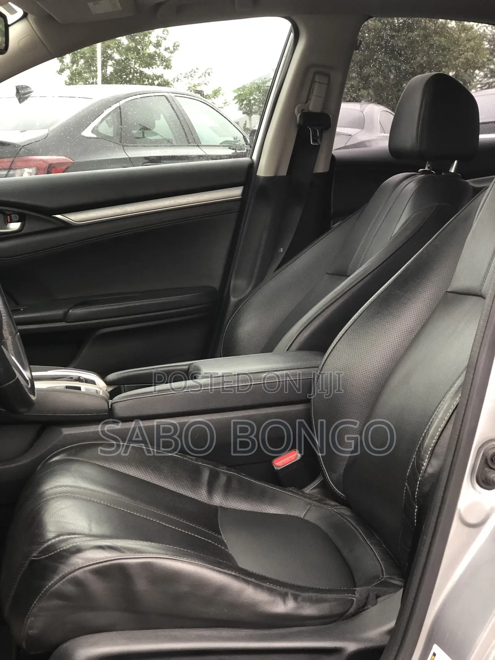 Honda Civic Touring 4dr Sedan (1.5L 4cyl) 2017 Silver