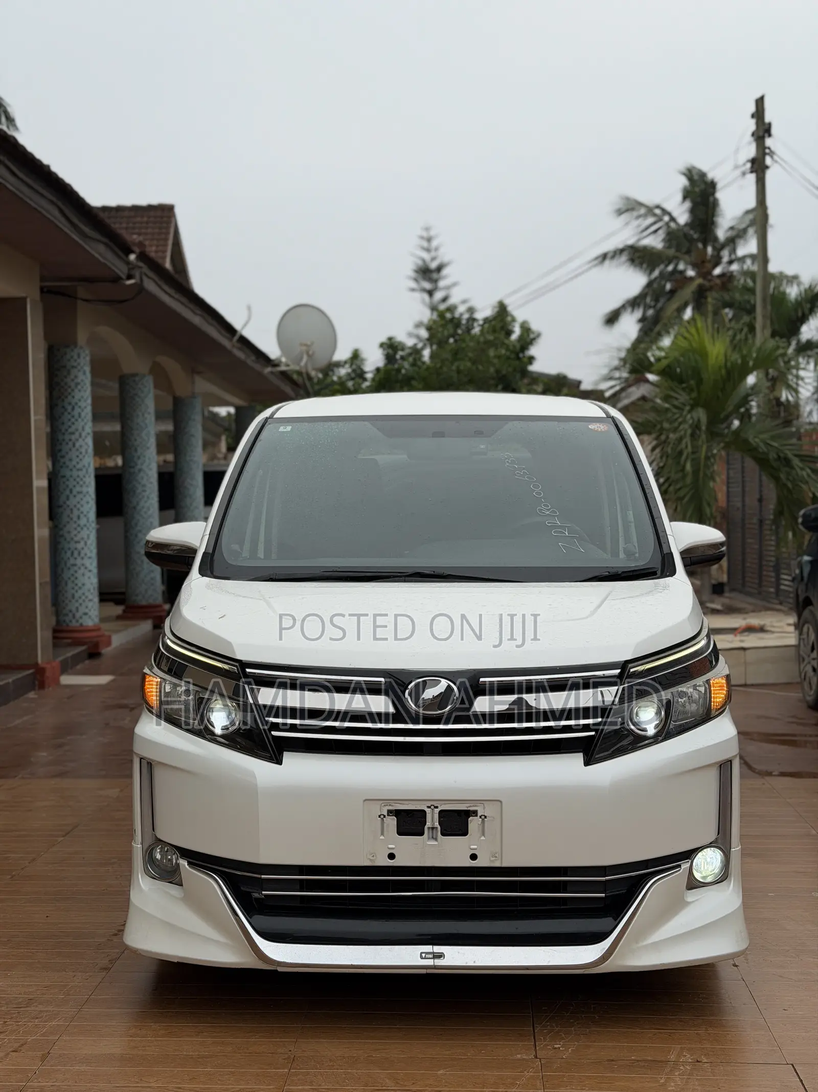 Toyota Voxy SV Premium 2014 White