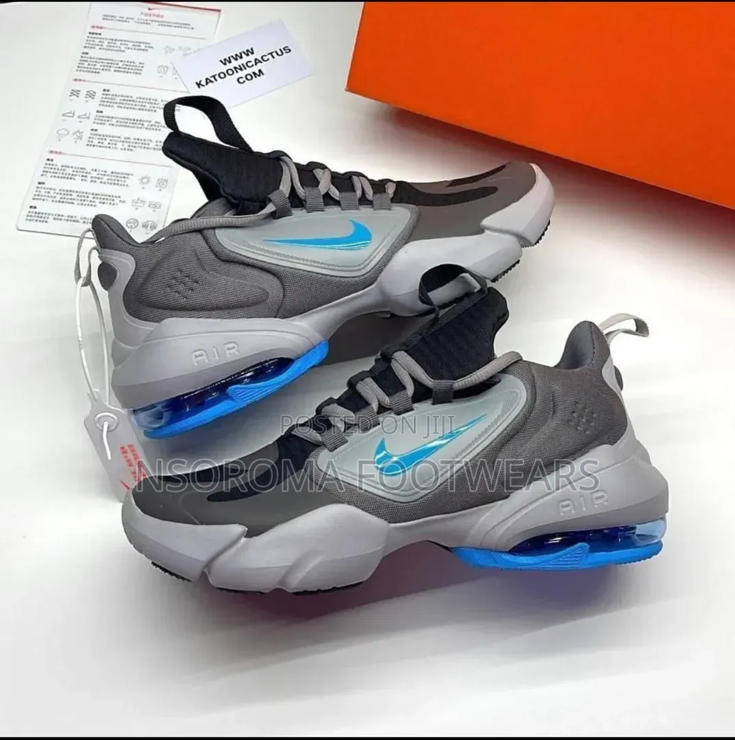 Nike Air Max Alpha Savage Sneakers