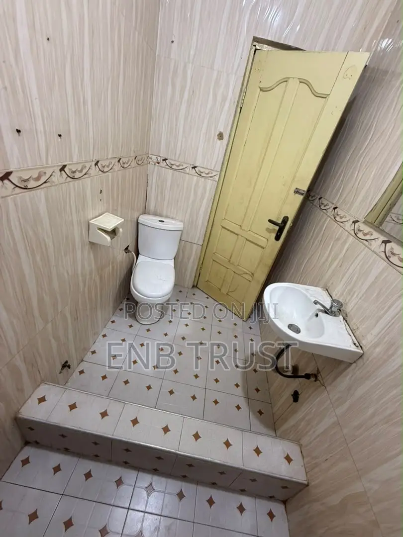 1bdrm Apartment in Awoshie, A-Lang for rent