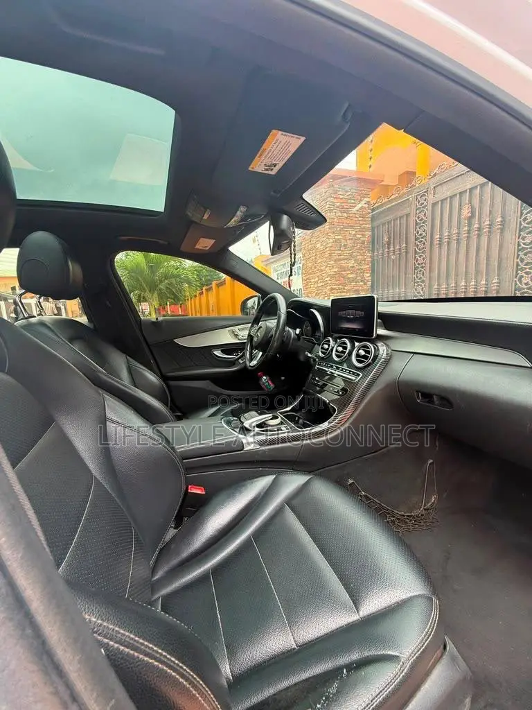 Mercedes-Benz C300 2016 White