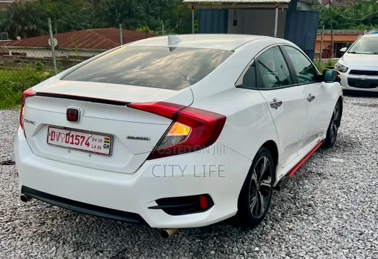 Honda Civic Touring 4dr Sedan (1.5L 4cyl) 2016 White