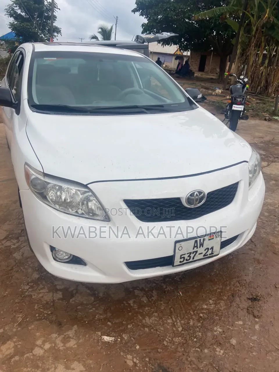 Toyota Corolla 2010 White
