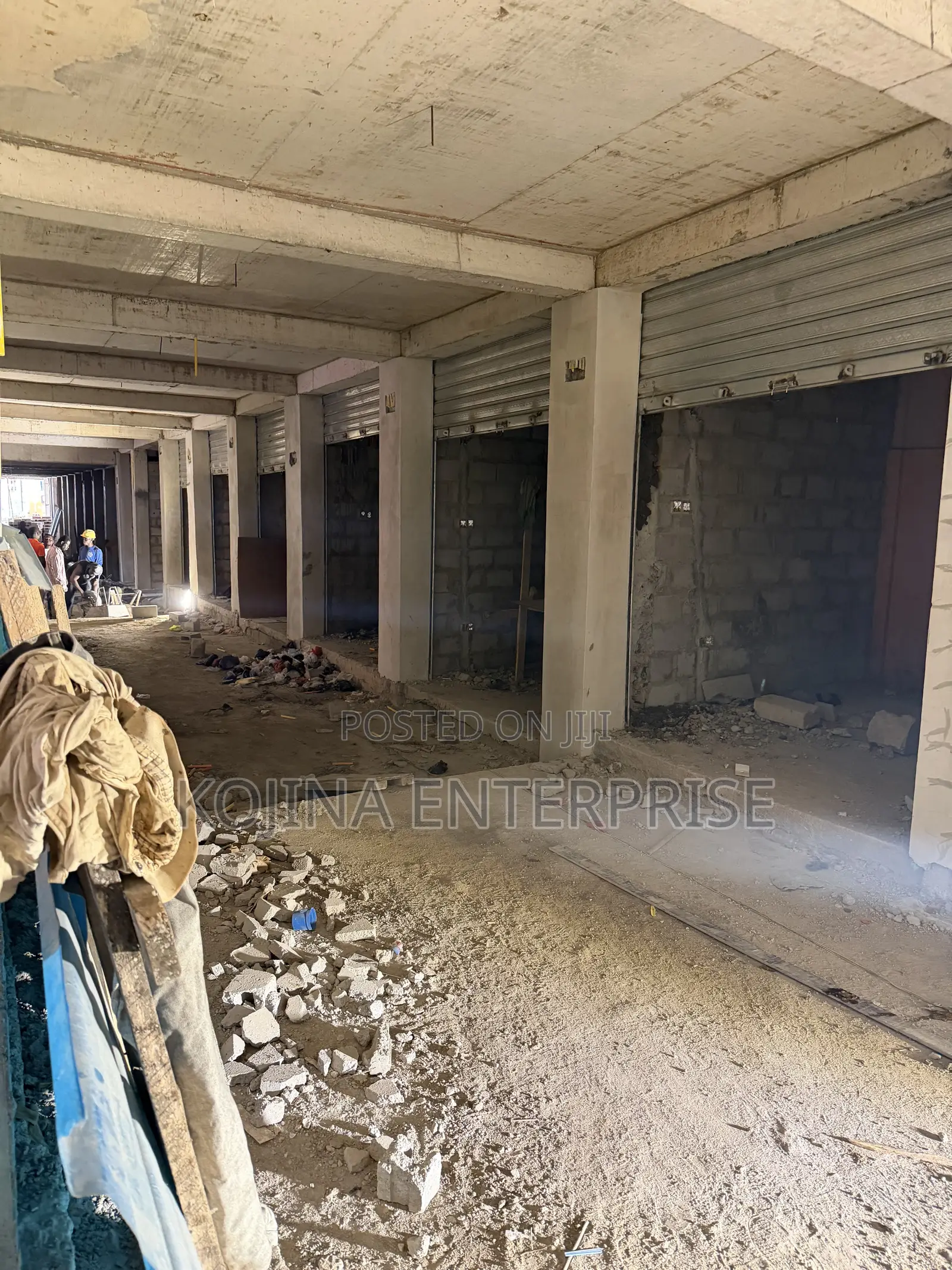 Prime Commercial Shop for Rent – Adum