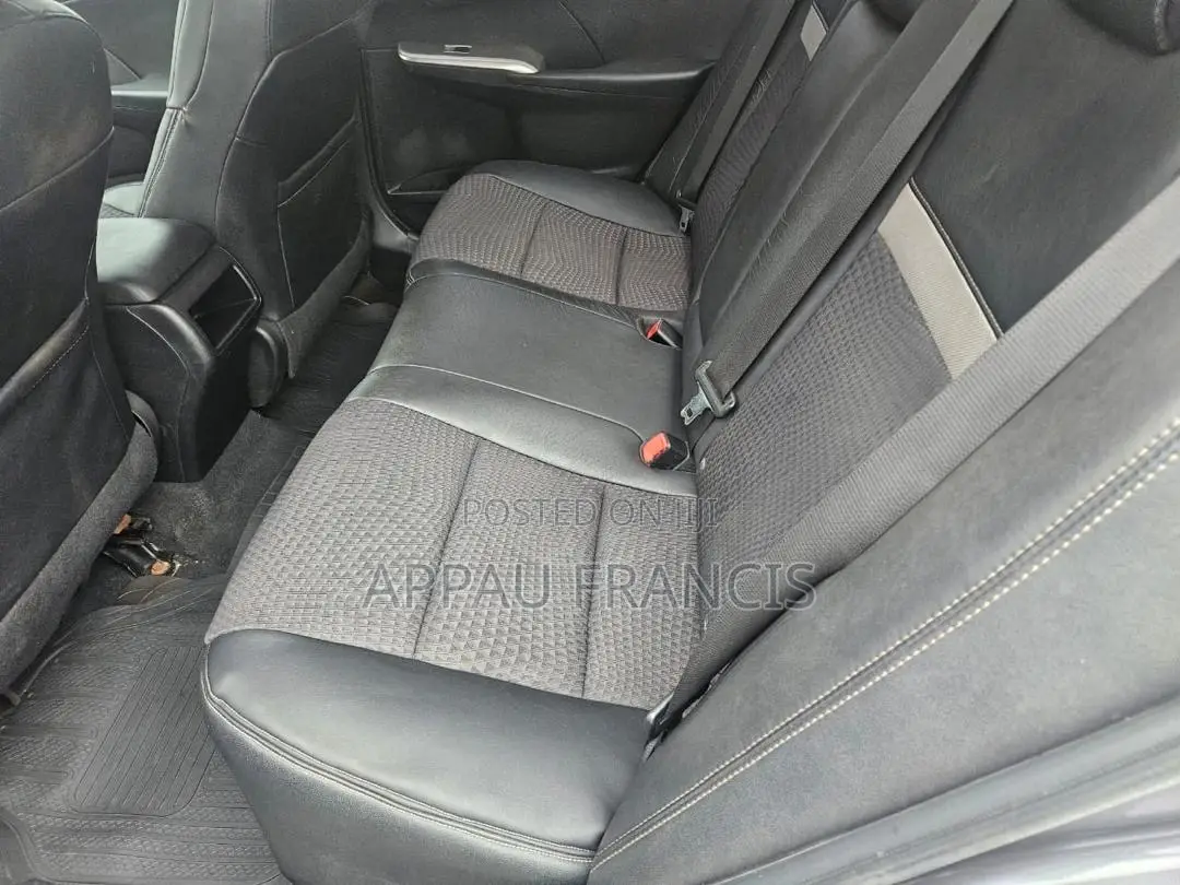 Toyota Camry SE 4dr Sedan (2.5L 4cyl 6A) 2014 Green